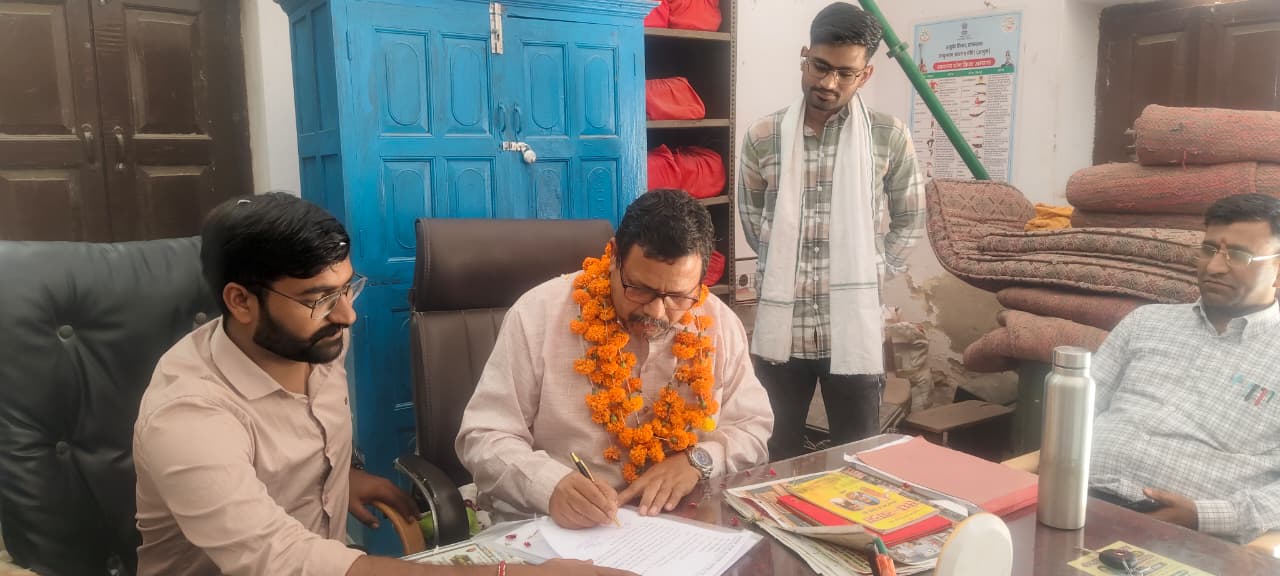 उच्च न्यायालय के आदेश पर इकबाल छीपा ने संभाला ग्राम पंचायत रूपनगढ़ के प्रशासक का पदभार